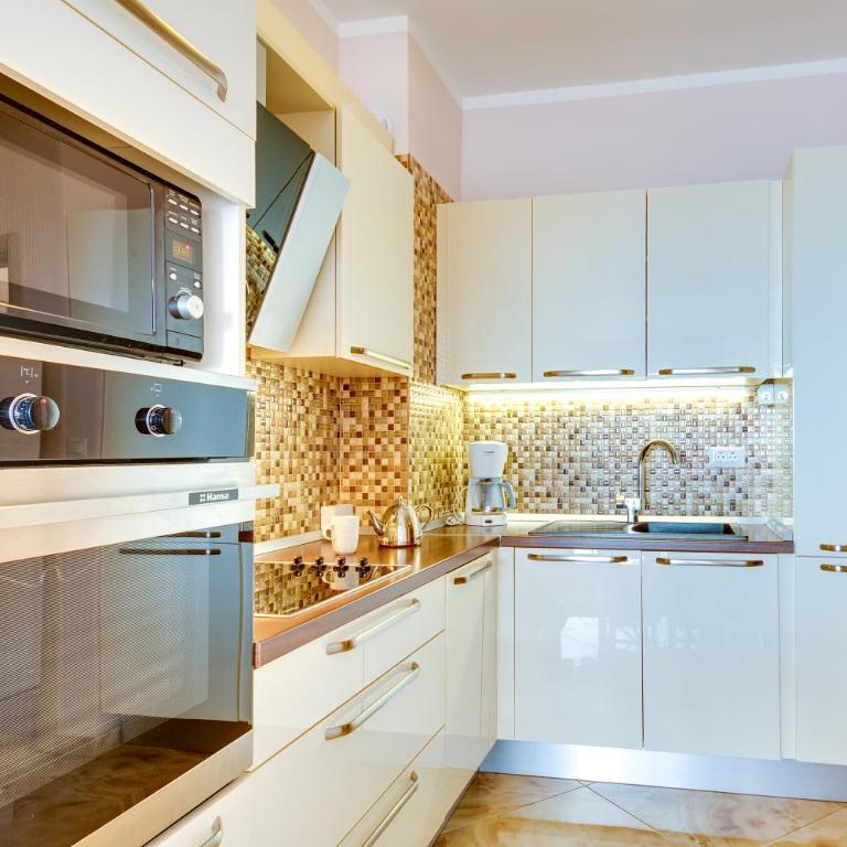 Sveti Luka Apartments - Two-Bedroom Apartment - 9