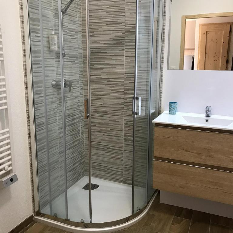 Appartement 8 personnes à 3 minutes des pistes - Apartment mit 3 Schlafzimmern - 17