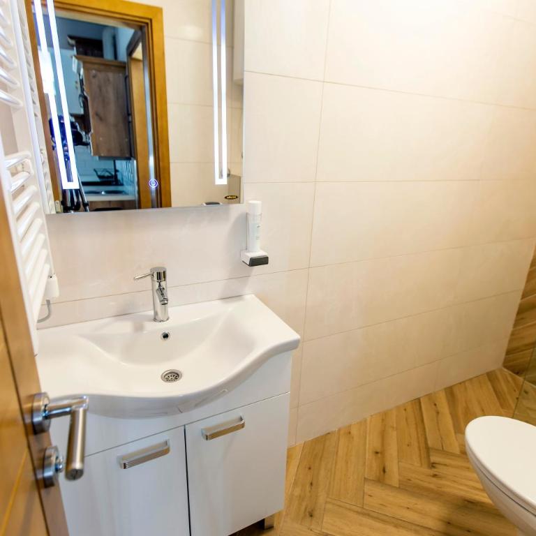 Jahorinski IZLOG - Two-Bedroom Apartment - 2