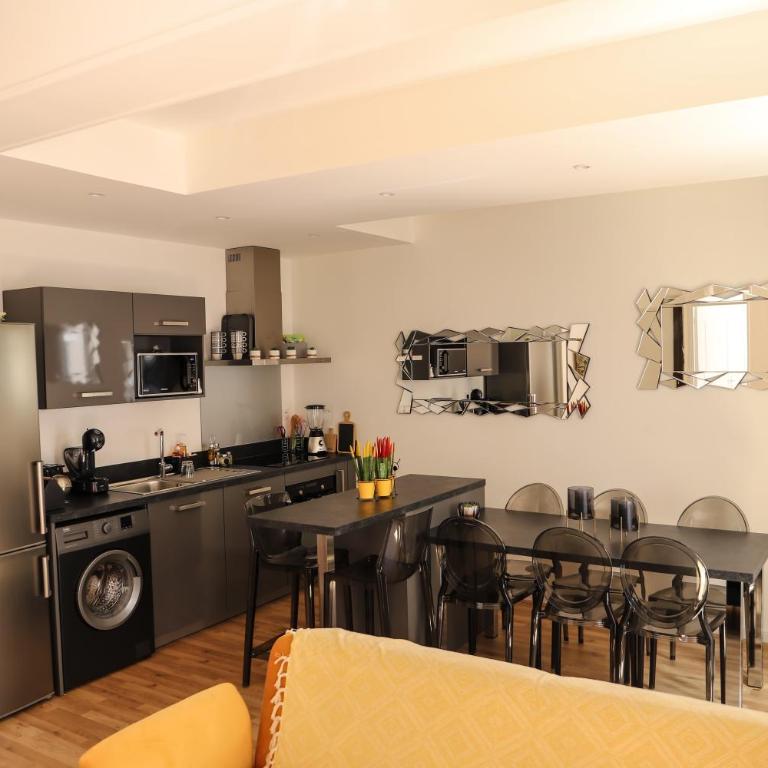 CHARMANT T3 JAUDE + TERRASSE ET GARAGE - Appartamento con 2 Camere da Letto - 3