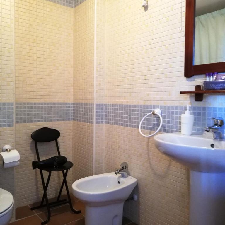 Apartamentos Arttyfal con parking y WiFi by SURYNIEVE - Apartamento de 1 dormitorio con aparcamiento - 3