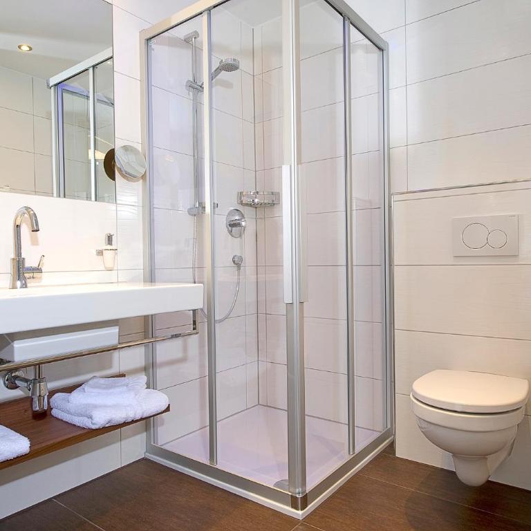 Apart Garni Schadhof - Doppelzimmer mit Balkon - 1