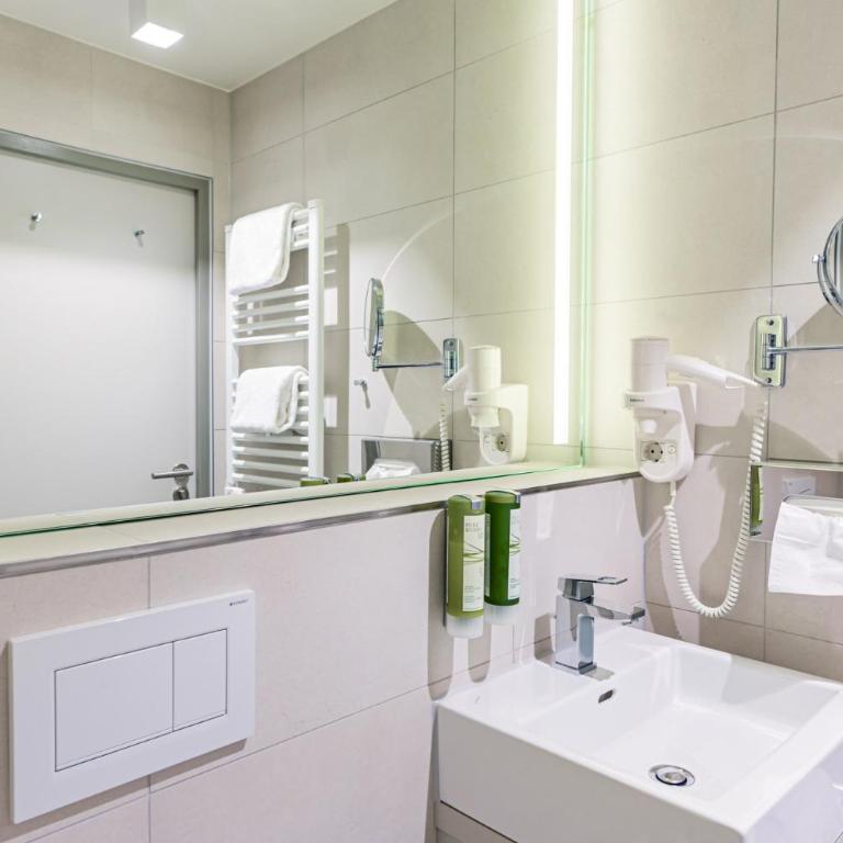 feelMOOR - Gesundresort Bad Wurzach - Doppelzimmer mit Kingsize-Bett - 7