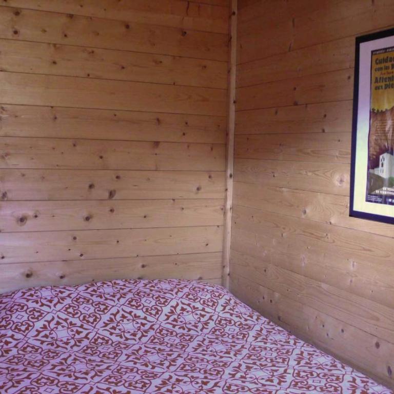 Camping Aín Jaca - Two-Bedroom Bungalow - 1