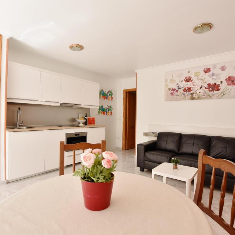 Colina del Sol Lanzarote Pool with sea view - Apartamento de 1 dormitorio - 2