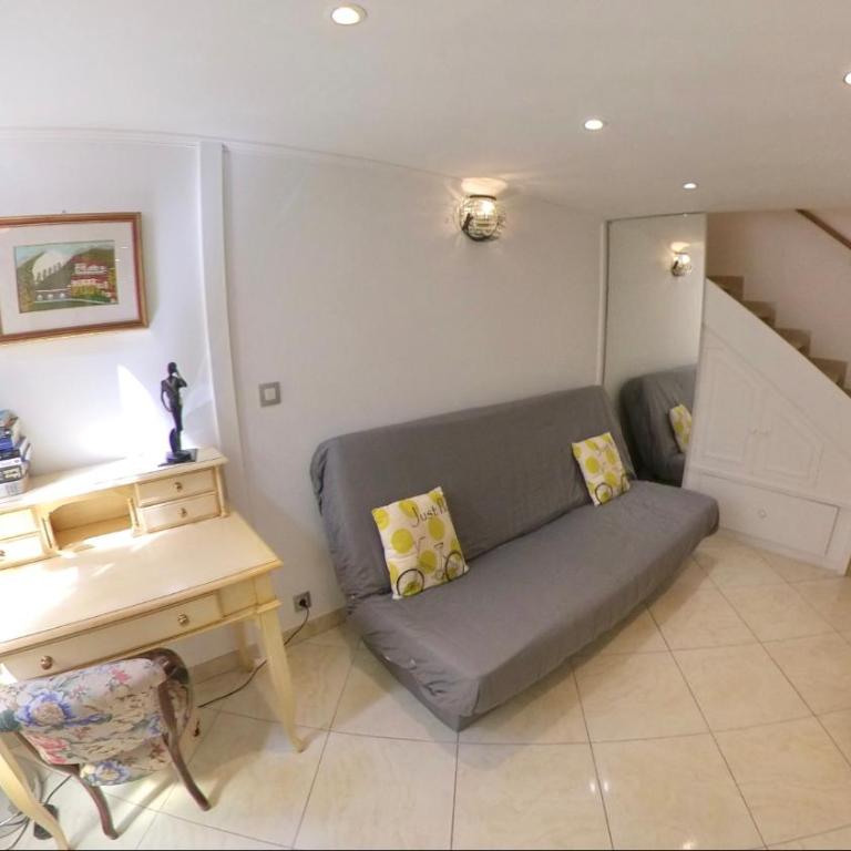 Cosy Duplex au Port du Vieux Nice - Appartement en Duplex - 34