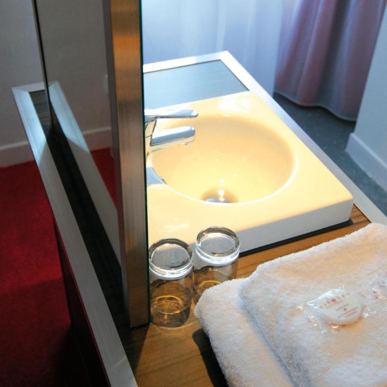 Hôtel Le Cousture - Standard Double Room - 3