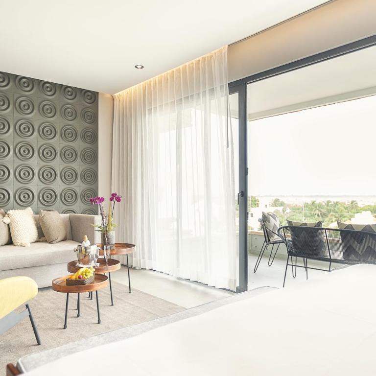 The Fives Oceanfront - 1 Bedroom Partial Oceanview Resort Residence - 5