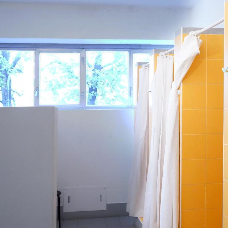 Hi! Ostello Milano - Bed in 6-Bed Female Dormitory Room - 12