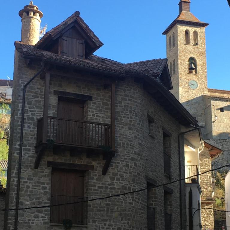 BIESCAS-PIRINEO-RELAX - Two-Bedroom Apartment - 50