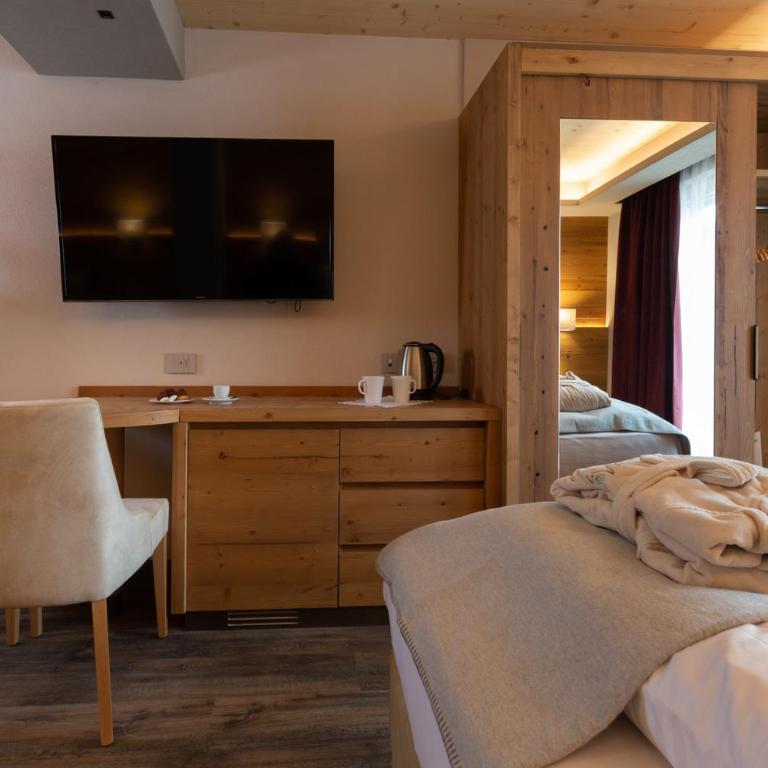 Mont Chalet Nevada - Hotel & Spa - Camera Tripla Comfort - 3
