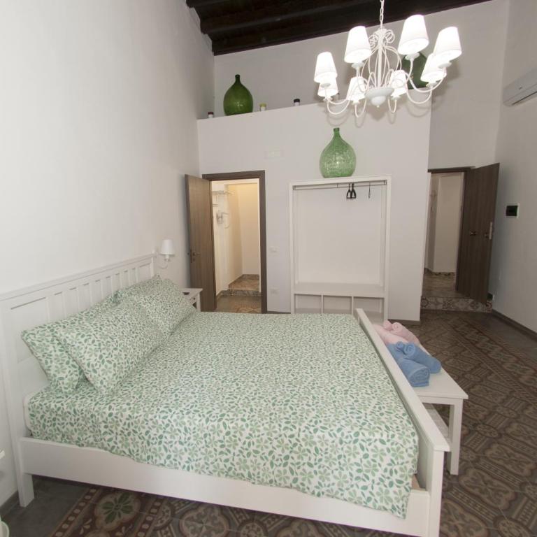 La Serva Padrona - Queen Room with Spa Bath - 8