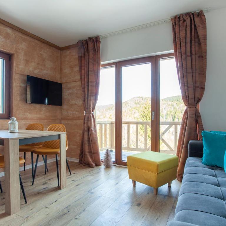 Chalet Vrhovi Kopaonika - Apartment with Balcony - 3
