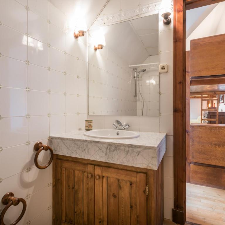 Noguera by Totiaran - Two-Bedroom Apartment - 12