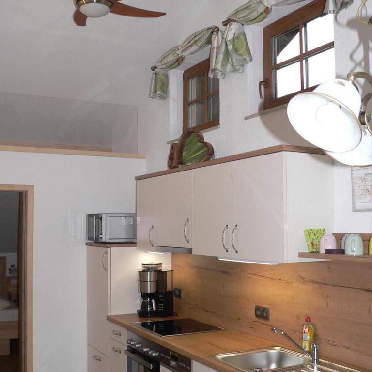 Gästehaus Gaisalpe - Apartment mit Balkon - 2