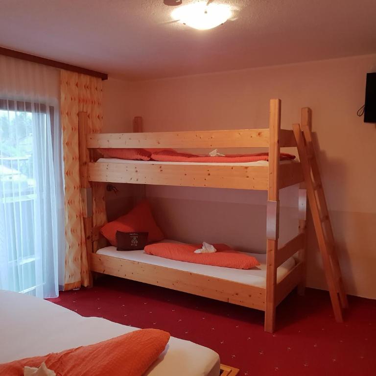 Gästehaus Fernblick - Apartment mit Bergblick 2 - 8