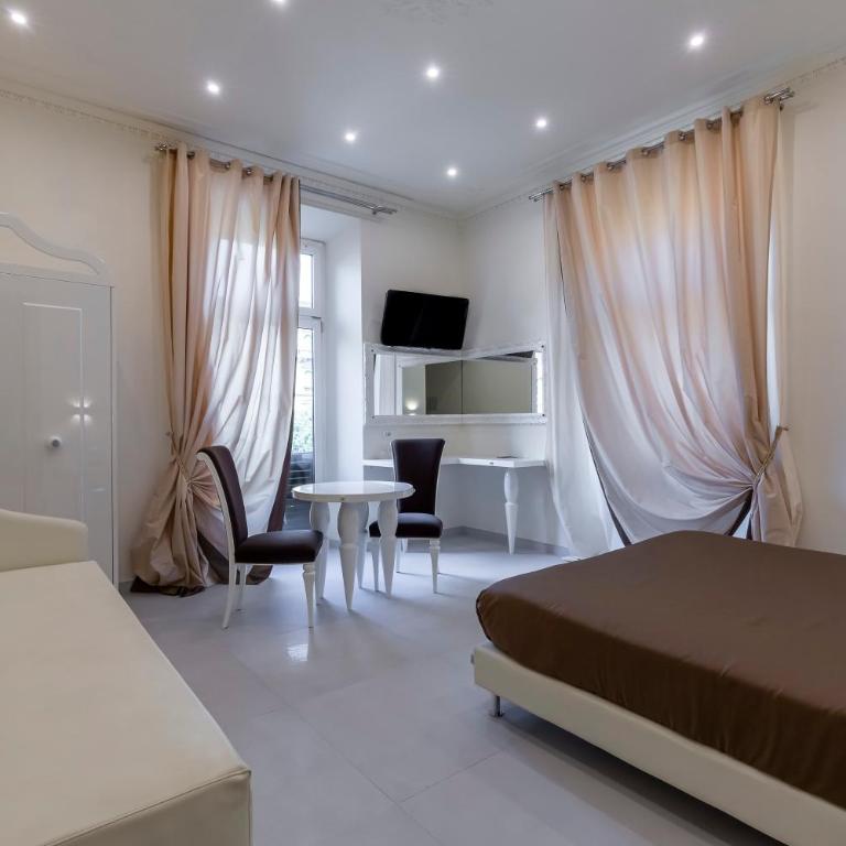 Hotel Columbia Wellness & Spa - Junior Suite con Vasca Idromassaggio - 2