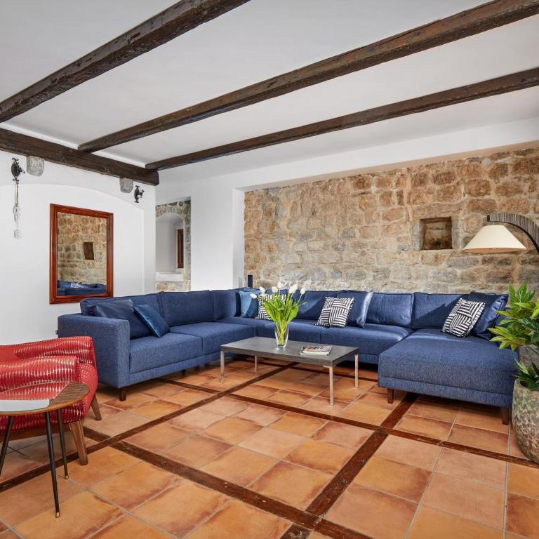 Villa Marina - A Slice of Paradise - Villa - 2