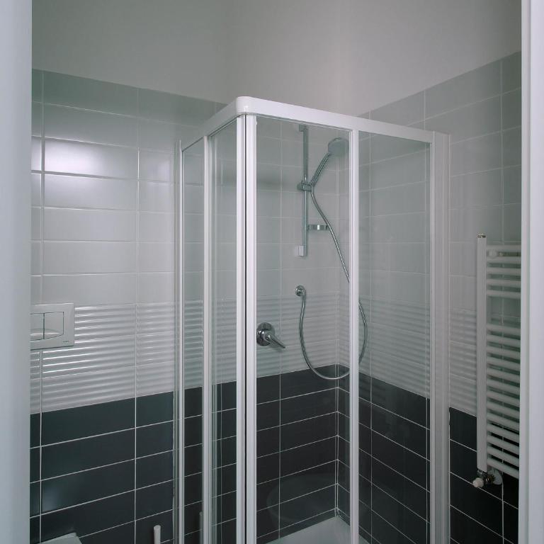 Milan Apartment Rental - Large Studio Apartment - 2