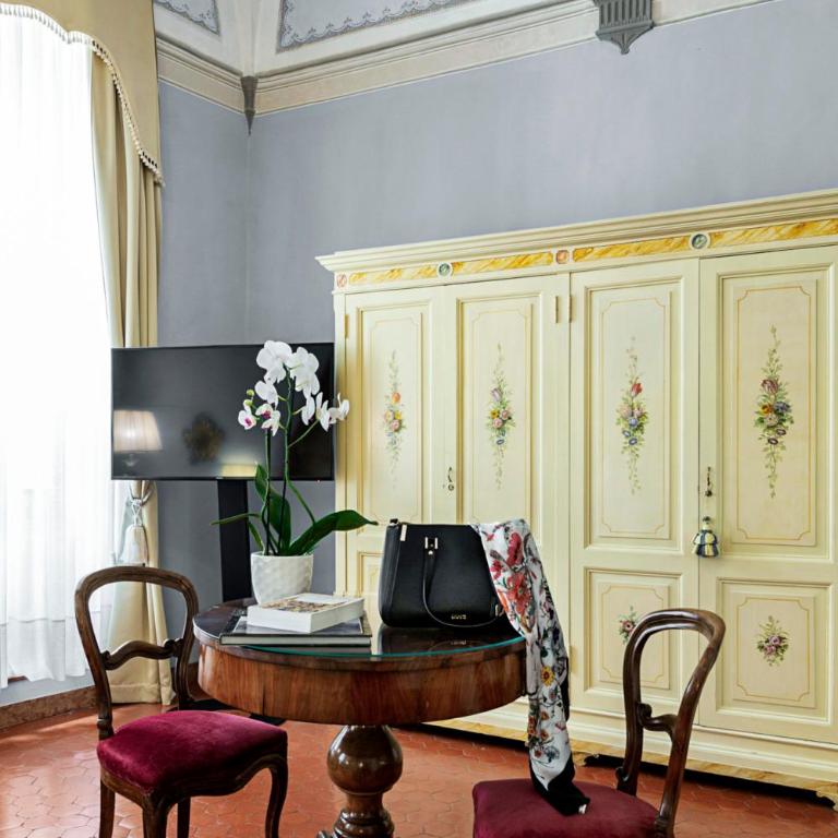 Residenza d'Epoca Palazzo Borghesi - Junior Suite con Vasca da Bagno - 6