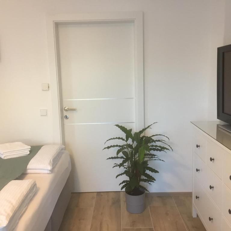 Gästewohnung Schlossblick - Apartment mit 2 Schlafzimmern - 14
