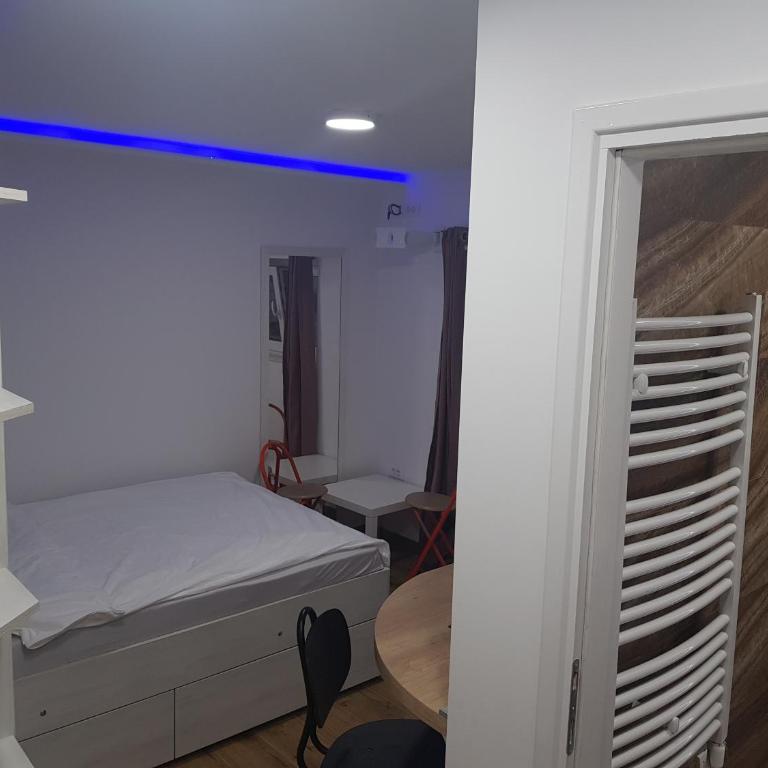 studio skadarlija - One-Bedroom Apartment - 1