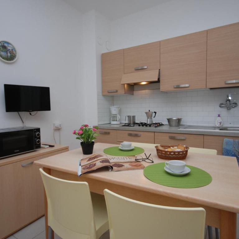 Appartamenti Lara - Appartamento con 2 Camere da Letto - 3