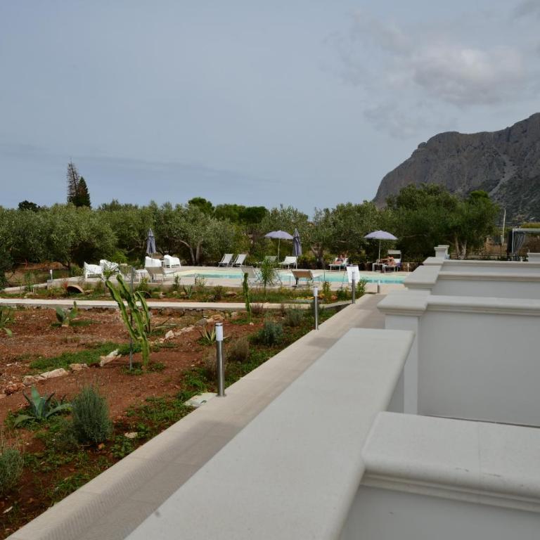 Inkantu B&B - Camera Matrimoniale con Terrazza - 3
