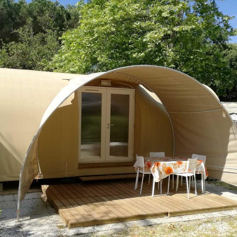 Campeggio Italia - Tenda con Bagno Esterno - 2