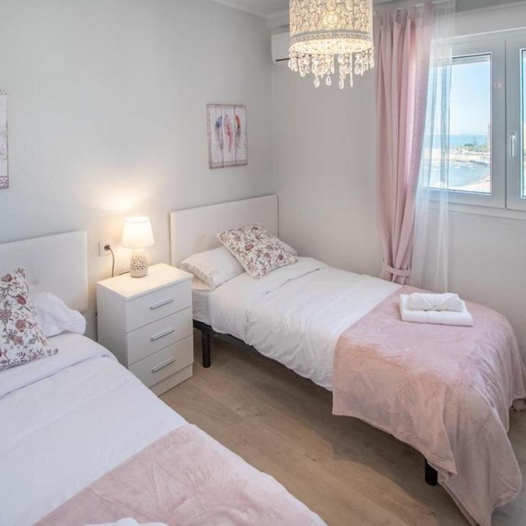 Apartamento Fenicia con aparcamiento incluido Vistas al mar - Apartamento de 3 dormitorios - 11