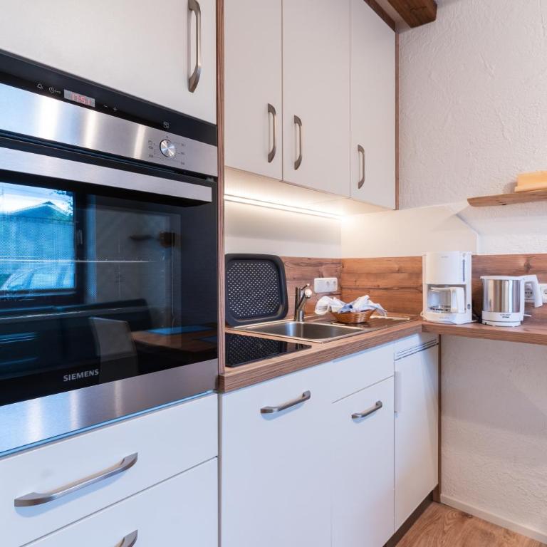 Ferienwohnungen Sattler - Apartment mit Terrasse - 12