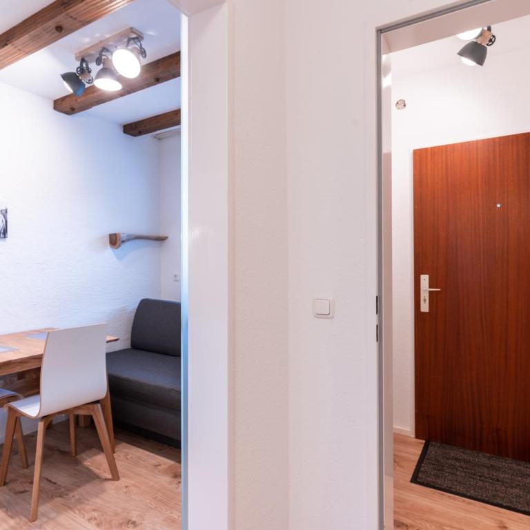 Ferienwohnungen Sattler - Apartment mit Terrasse - 13
