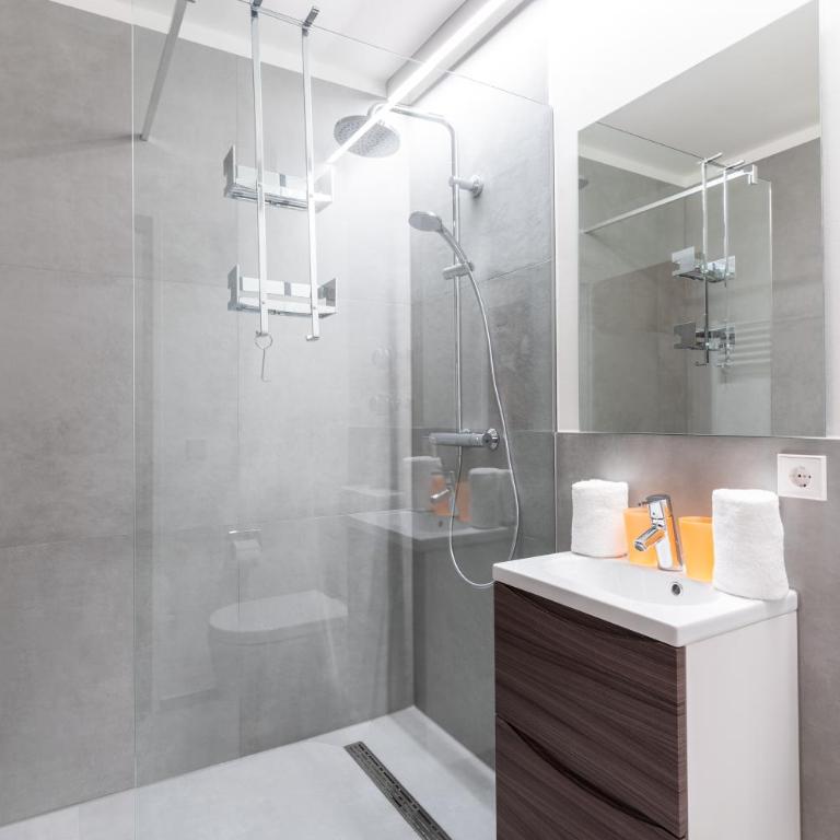 Ferienwohnungen Sattler - Apartment mit Balkon - 12
