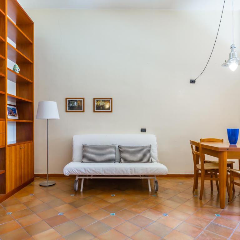 Casa 45 - in centro storico vicino al Teatro Verdi e al Crescent - Appartamento - 17