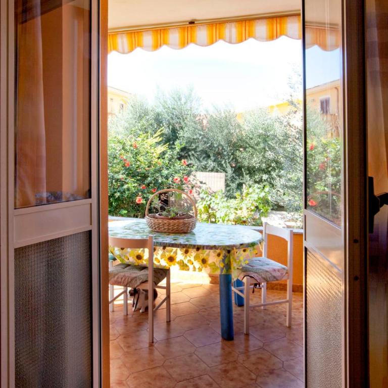 A Domo Mia - Appartamento con Veranda e Giardino - 29
