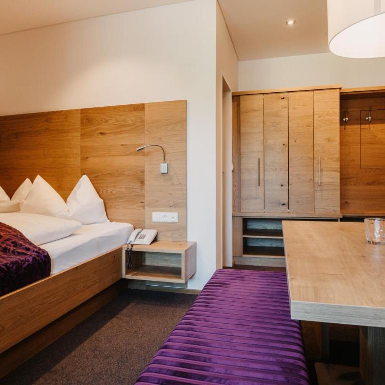 Alpina Wagrain - Suite Ametrin mit Balkon - 1