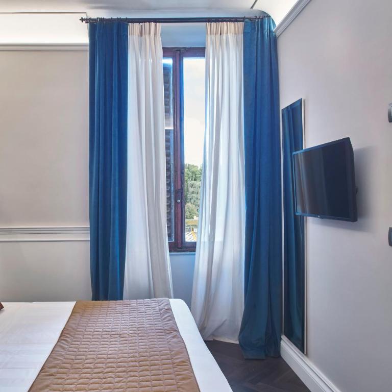 Albergo Chiusarelli - Camera Design Matrimoniale/Doppia con Letti Singoli - 2
