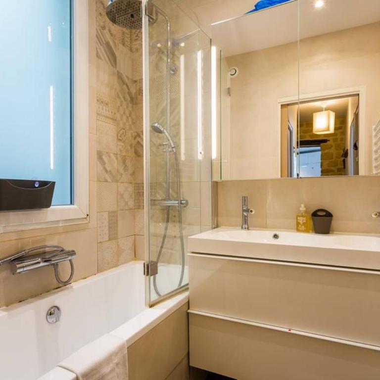 Appartement calme au coeur de Montmartre ! - Appartement 2 Chambres - 17