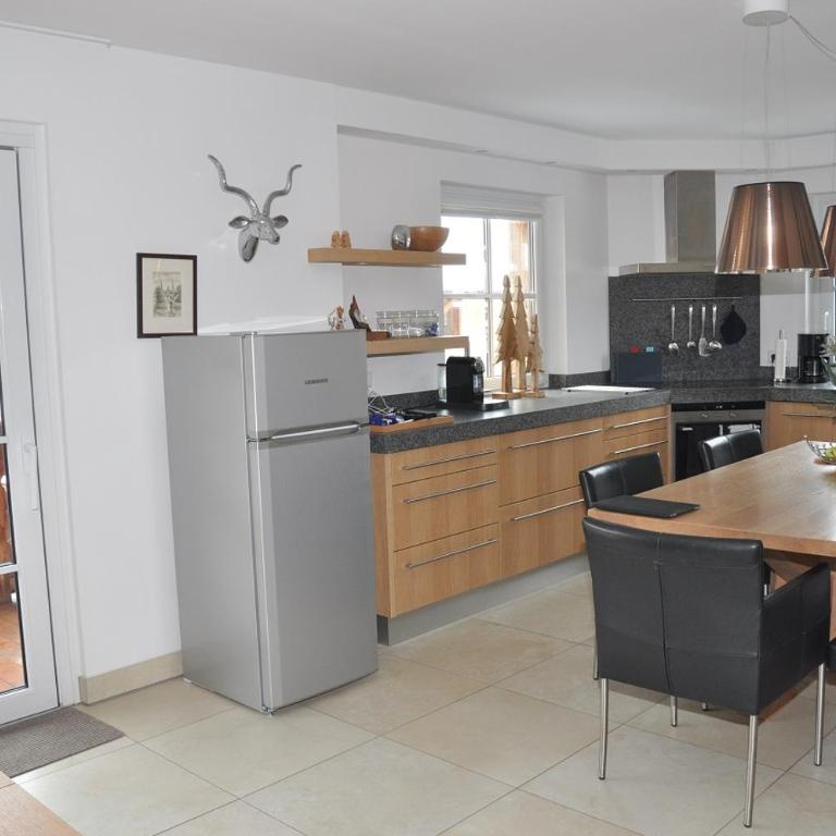 Avenida Mountain Resort A11 - Three-Bedroom Apartment - 6