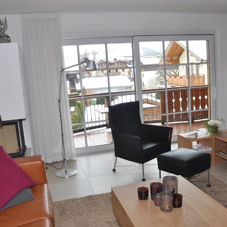 Avenida Mountain Resort A11 - Three-Bedroom Apartment - 8