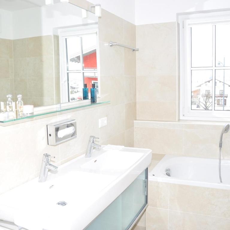 Avenida Mountain Resort A11 - Three-Bedroom Apartment - 14
