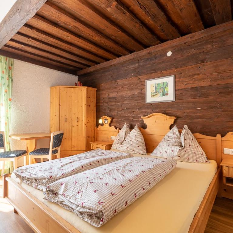 Ganzenhubhof - Deluxe Double Room with Balcony - 2