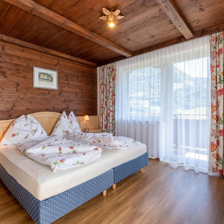 Ganzenhubhof - Deluxe Double Room with Balcony - 1