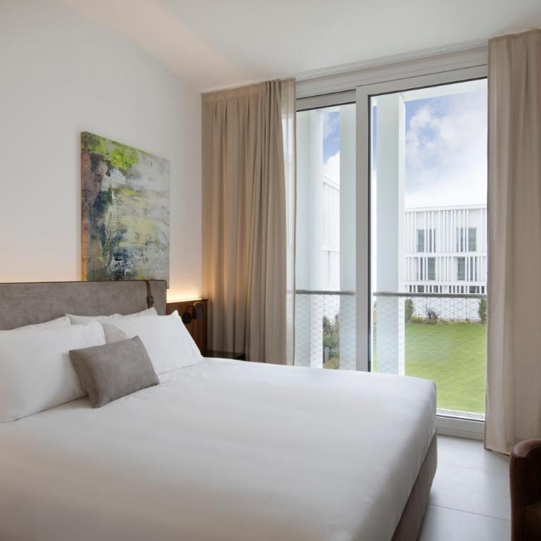 J Hotel - Camera Tripla Standard - 1