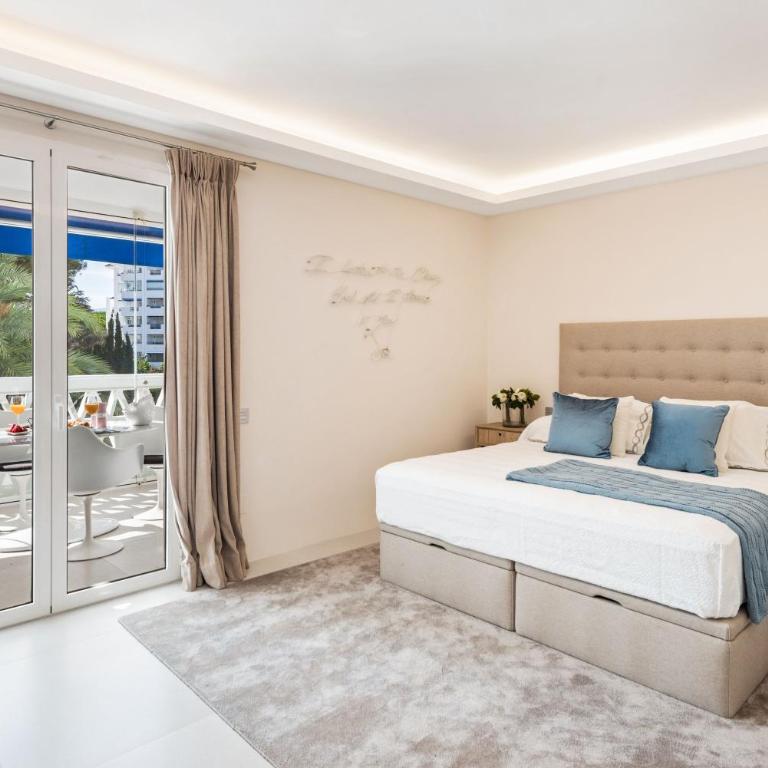 Lujoso Apartamento de 2 dormitorios en Banús - Apartamento de 2 dormitorios - 2