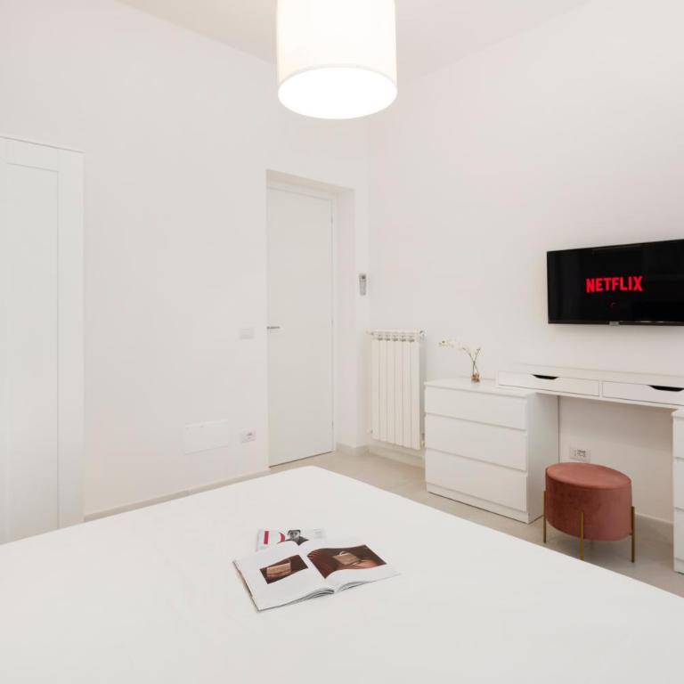 White Flat Santa Croce - Appartamento con 2 Camere da Letto - 7