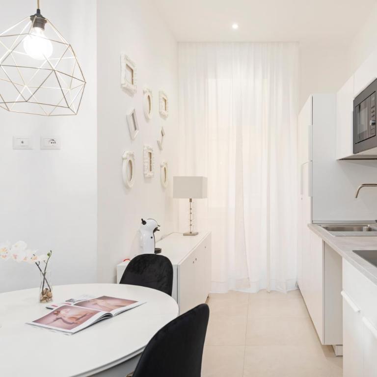 White Flat Santa Croce - Appartamento con 2 Camere da Letto - 16
