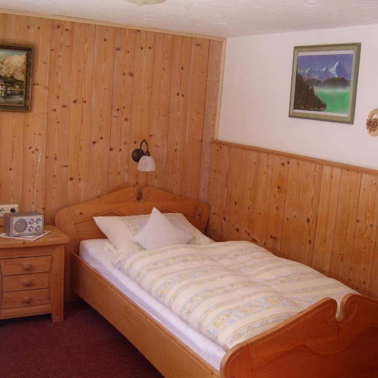 Pension Herzoghäusel - Einzelzimmer mit Balkon - 6