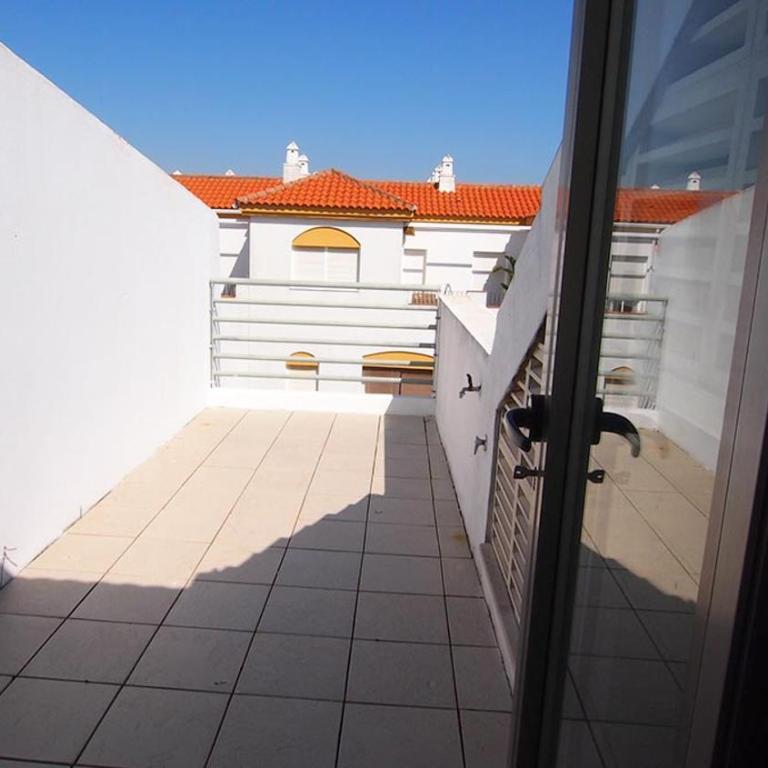 Zahara Centro - Three-Bedroom House - 21