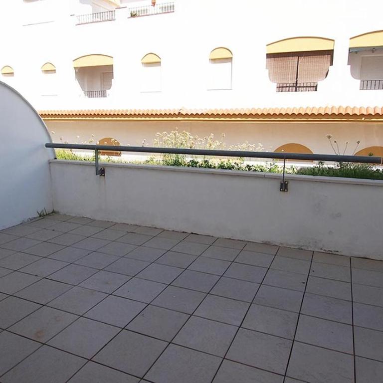 Zahara Centro - Three-Bedroom House - 32